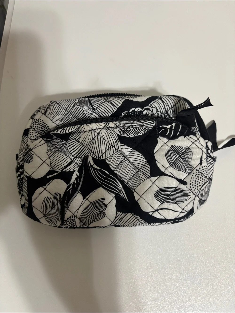Vera Bradley retired Bedford  Blooms Cosmetic  Pouch